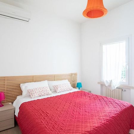 Bilocale Con Giardino A 200Mt Dal Mare - Homeunity Ρίμινι Εξωτερικό φωτογραφία
