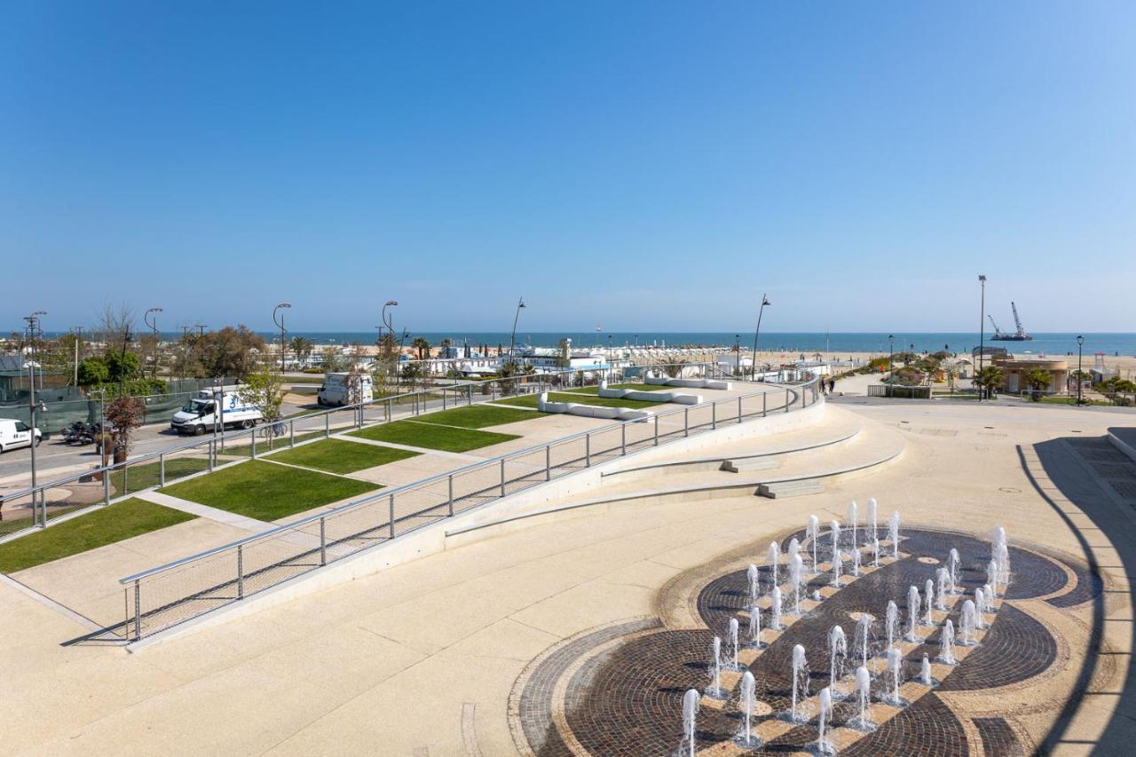 Bilocale Con Giardino A 200Mt Dal Mare - Homeunity Ρίμινι Εξωτερικό φωτογραφία